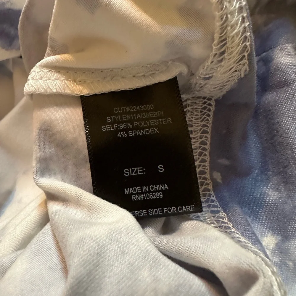 NWT Lounge Set from Francesca’s. Blue Tye-Dye. Size Small. - Picture 5 of 8